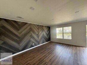 1100 Pineland Ave in Hinesville, GA - Foto de edificio - Building Photo