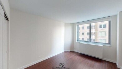 606 1st Ave. in New York, NY - Building Photo - Building Photo