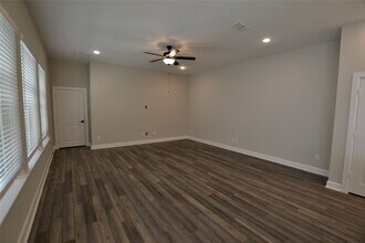 2151 Creekside Breeze Dr in Missouri City, TX - Building Photo - Building Photo