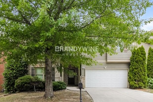 7697 Battle Way in Fairburn, GA - Building Photo