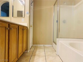 9768 W Overlook Ridge Ave in Las Vegas, NV - Building Photo - Building Photo
