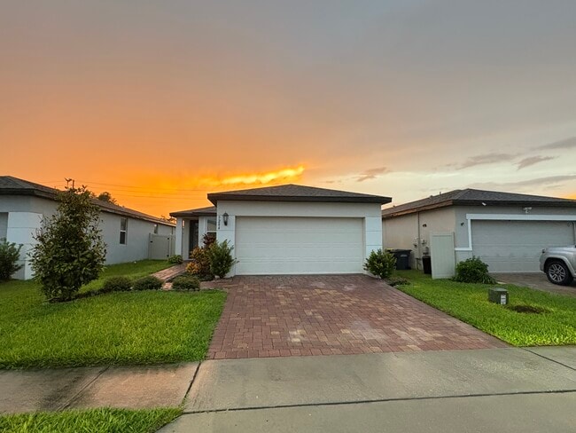 property at 3284 Bella Vista Dr