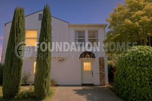 15 Bank St in San Anselmo, CA - Building Photo