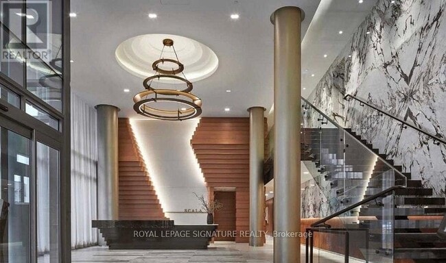 25 Adra Grado Way in Toronto, ON - Building Photo - Building Photo
