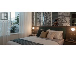 6468 Willingdon Ave in Burnaby, BC - Building Photo - Building Photo