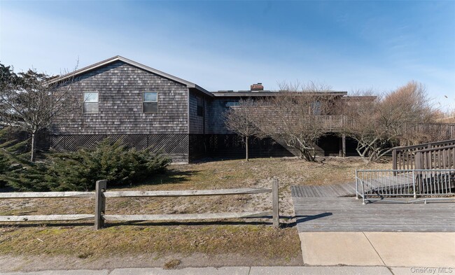 property at 35 Sloop Walk