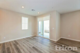 31573 Dwight Dr in Menifee, CA - Building Photo