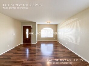 1255 E Elm Rd in San Tan Valley, AZ - Building Photo - Building Photo