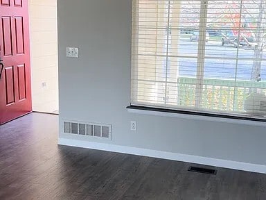 9445 Bellaire St in Thornton, CO - Building Photo - Building Photo