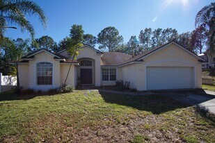 5434 Loma Vista Loop in Davenport, FL - Building Photo