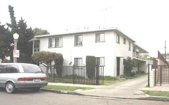 8955 Dudlext Ave Apartments