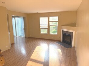 3112 Ollerton Ave in Aurora, IL - Building Photo - Building Photo