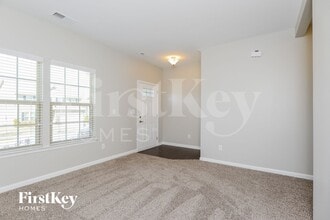 825 Wingthorn Rose Dr in Gastonia, NC - Building Photo - Building Photo