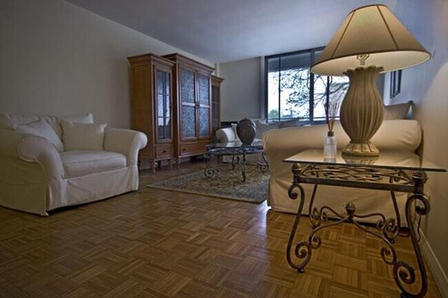 1457 Commonwealth Ave in Boston, MA - Building Photo - Building Photo