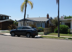 2927 Kalmia St in San Diego, CA - Foto de edificio - Building Photo