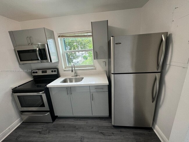 property at 866 NW 70th St