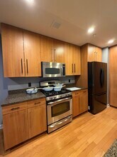 600 12th St, Unit Furnished Apt in Palisades Park, NJ - Foto de edificio - Building Photo