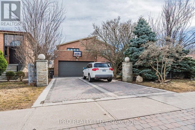 27-27 Danby Ave