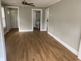 1341 17th Ave N, Unit B in St. Petersburg, FL - Building Photo