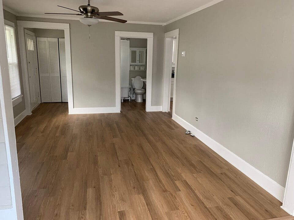 1341 17th Ave N, Unit B in St. Petersburg, FL - Building Photo