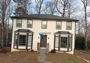 5068 Cold Springs Dr NW in Lilburn, GA - Building Photo