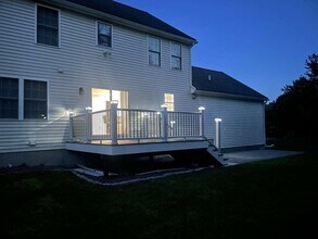 9 Sunblaze Dr in Nashua, NH - Building Photo - Building Photo