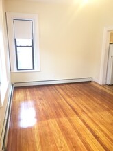 869 Beacon St, Unit 3 in Boston, MA - Building Photo - Building Photo