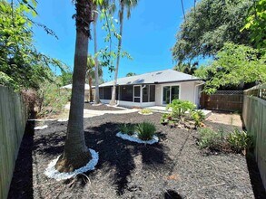 129 15th St in St. Augustine, FL - Building Photo - Building Photo