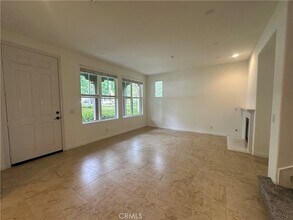 21 Nightshade in Irvine, CA - Building Photo - Building Photo