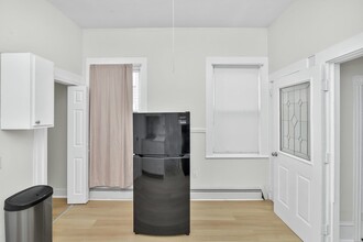 9 Shawmut Ter, Unit #1 in Malden, MA - Building Photo - Building Photo