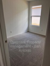 511 Sarah Wy in Marion, TX - Building Photo - Building Photo