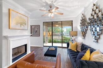 Providence in the Park in Arlington, TX - Building Photo - Building Photo