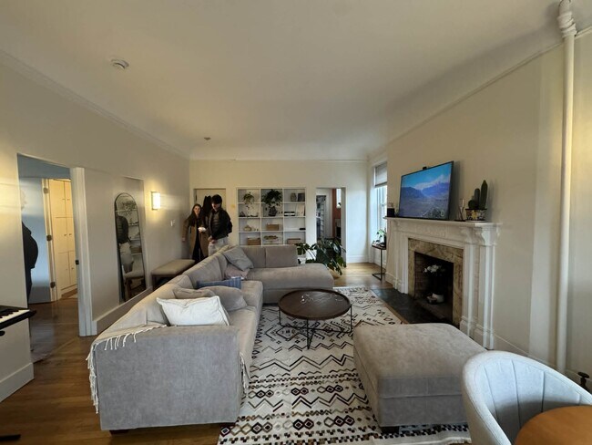 property at 362 Commonwealth Ave
