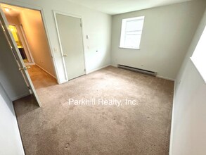 420 W Pennsylvania Ave in Pen Argyl, PA - Building Photo - Building Photo