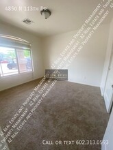 4850 N 113th Dr in Phoenix, AZ - Foto de edificio - Building Photo