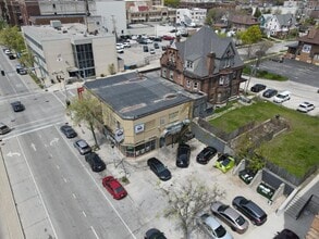 708-714-2532-2534 W Wisconsin Ave in Milwaukee, WI - Building Photo - Building Photo
