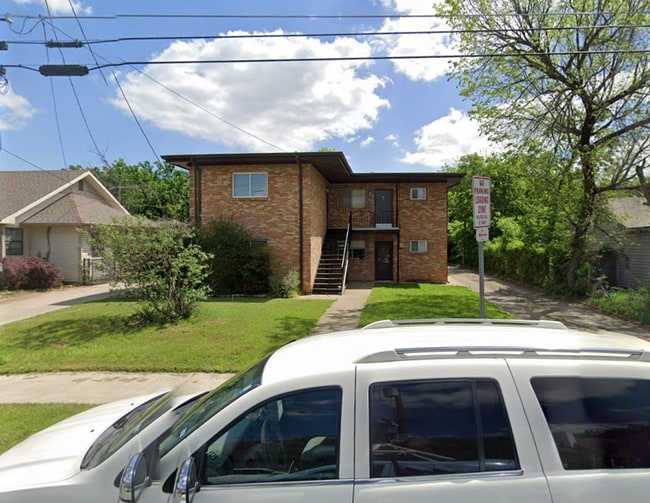 312 Jagoe St, Unit 2