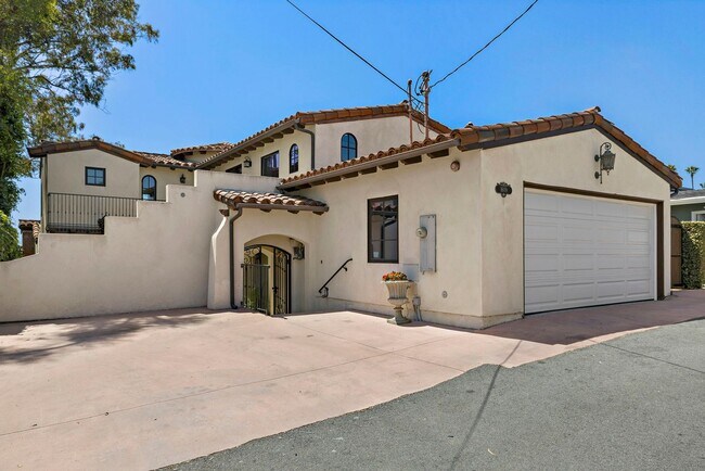 property at 1609 S Ola Vista