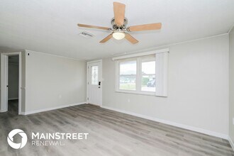 9211 Chatam Ln in Port Richey, FL - Foto de edificio - Building Photo