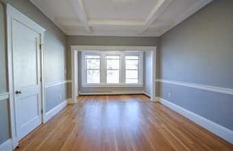 35 Queensberry St, Unit 2 in Boston, MA - Building Photo - Building Photo