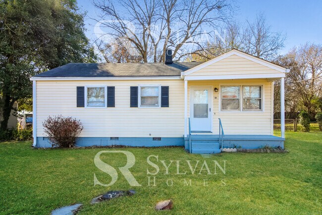 801 Devon Dr in Greensboro, NC - Building Photo - Building Photo