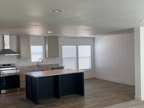 22936 W Forest Pleasant Pl in Wittmann, AZ - Building Photo - Building Photo