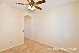 2623 Dr in Gilbert, AZ - Building Photo - Building Photo