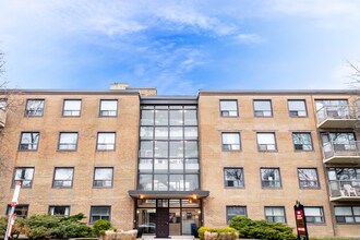 Lawrence Apartments in Toronto, ON - Building Photo - Building Photo