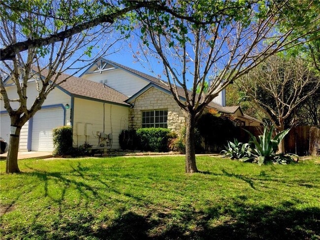 property at 433 Sailmaster St