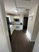 1019 21st St in West Palm Beach, FL - Foto de edificio - Building Photo