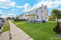 204 Stevens St in North Brunswick, NJ - Foto de edificio - Building Photo