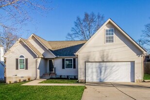 1804 Rory Cove in La Vergne, TN - Building Photo