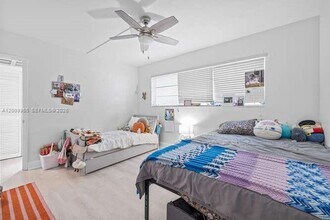9140 Collins Ave in Surfside, FL - Building Photo - Building Photo