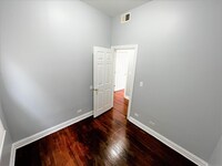 6148 S May St photo'